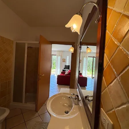 Bilocale Con Ampio Giardino Apartment Pula
