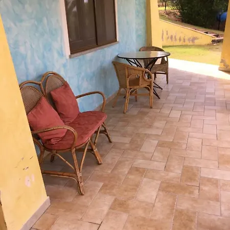 Bilocale Con Ampio Giardino * Pula